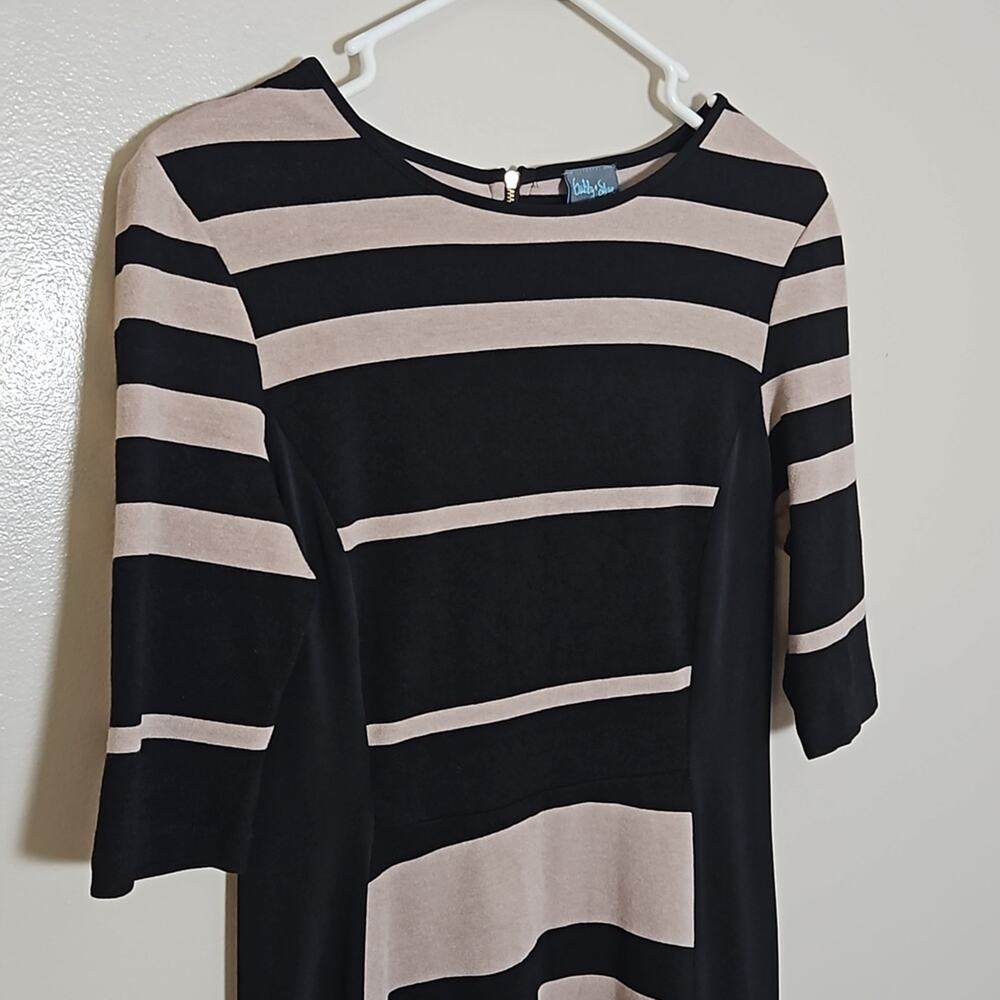 Gabby Skye Beige & Black Fit & Flare Dress Sz 8 - Picture 3 of 12